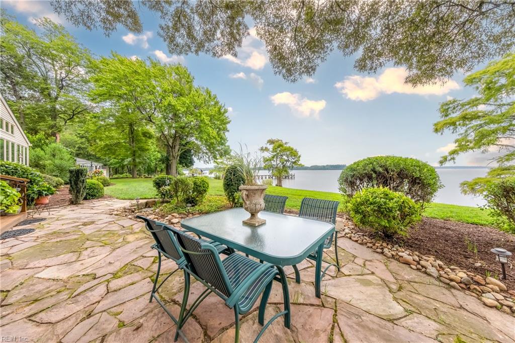 22501 Cypress Point RD