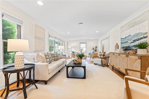 1825 N Alanton DR Virginia Beach VA 23454