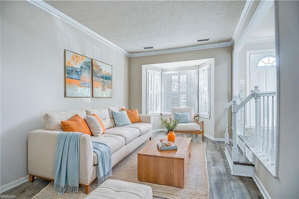 4072 Thomas Jefferson DR