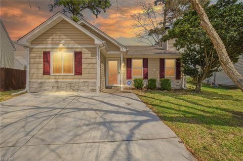 1376 Beacons Reach DR Virginia Beach VA 23454