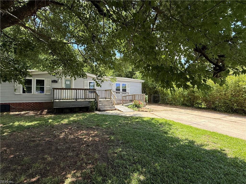 1224 Old Clubhouse RD