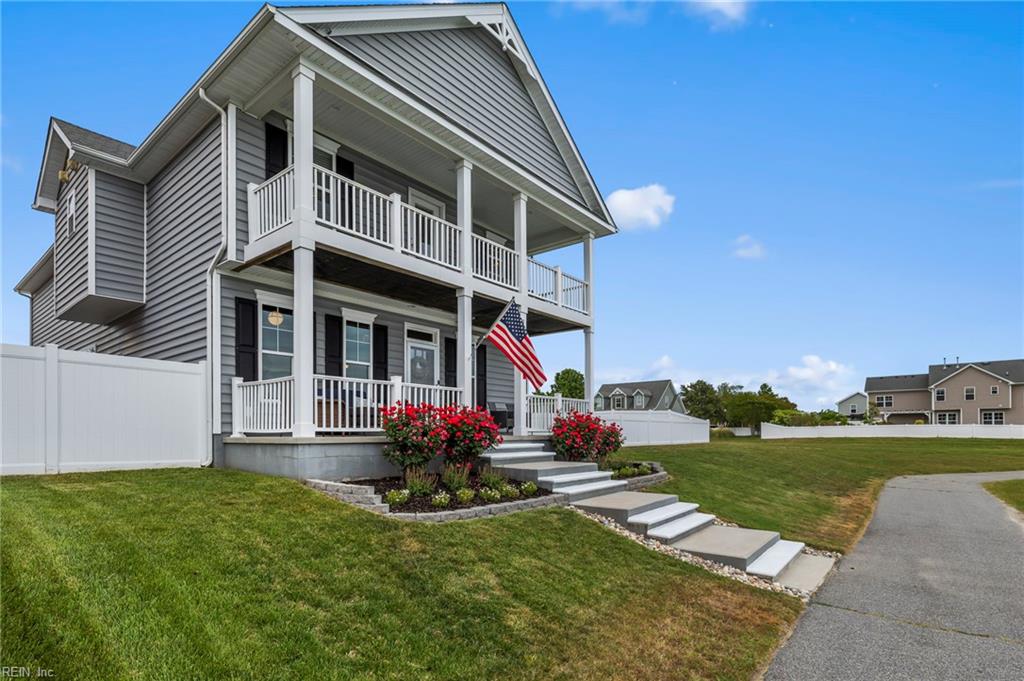 2700 Gaston LN