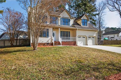 900 Cedarwood TRCE Chesapeake VA 23322