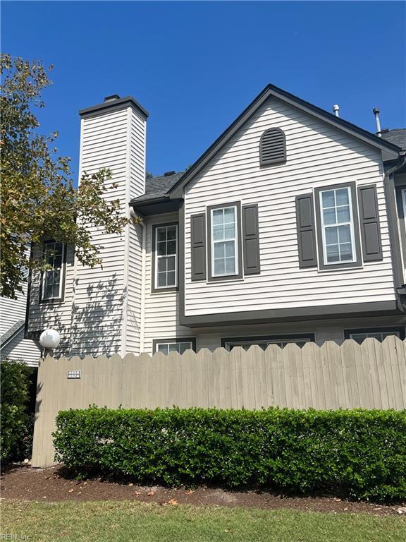 4924 Shallowford CIR