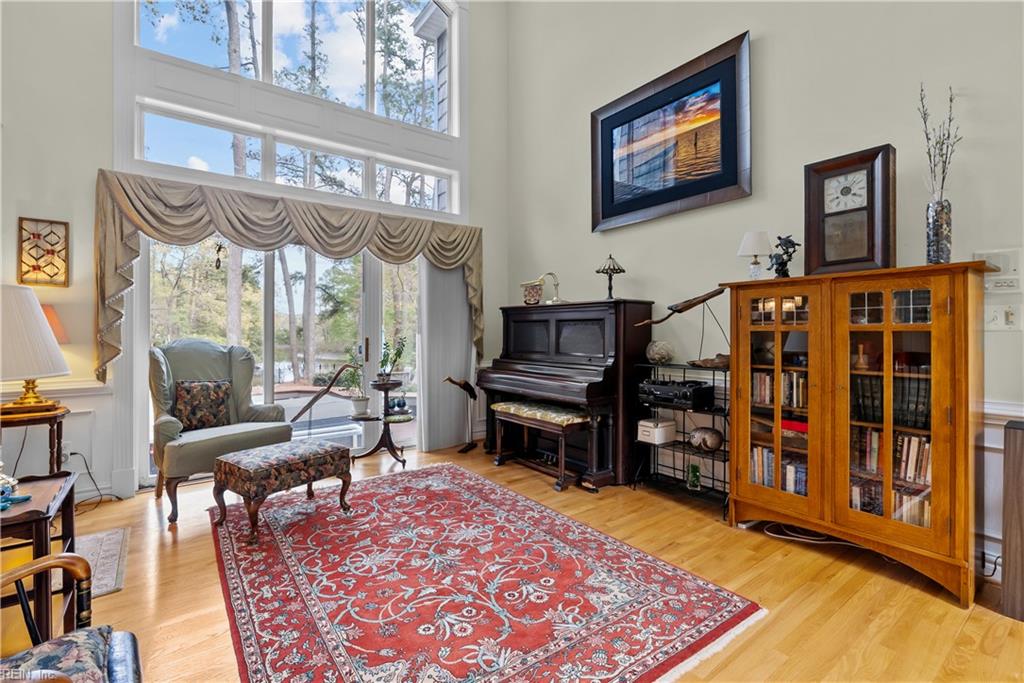 2704 Chester Forest CT