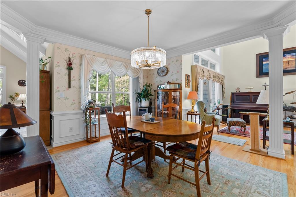 2704 Chester Forest CT