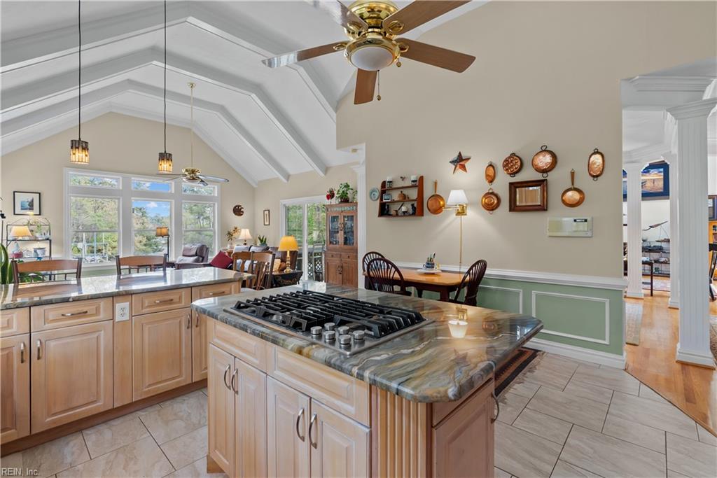 2704 Chester Forest CT