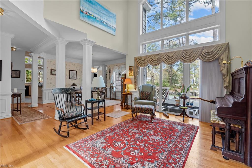 2704 Chester Forest CT