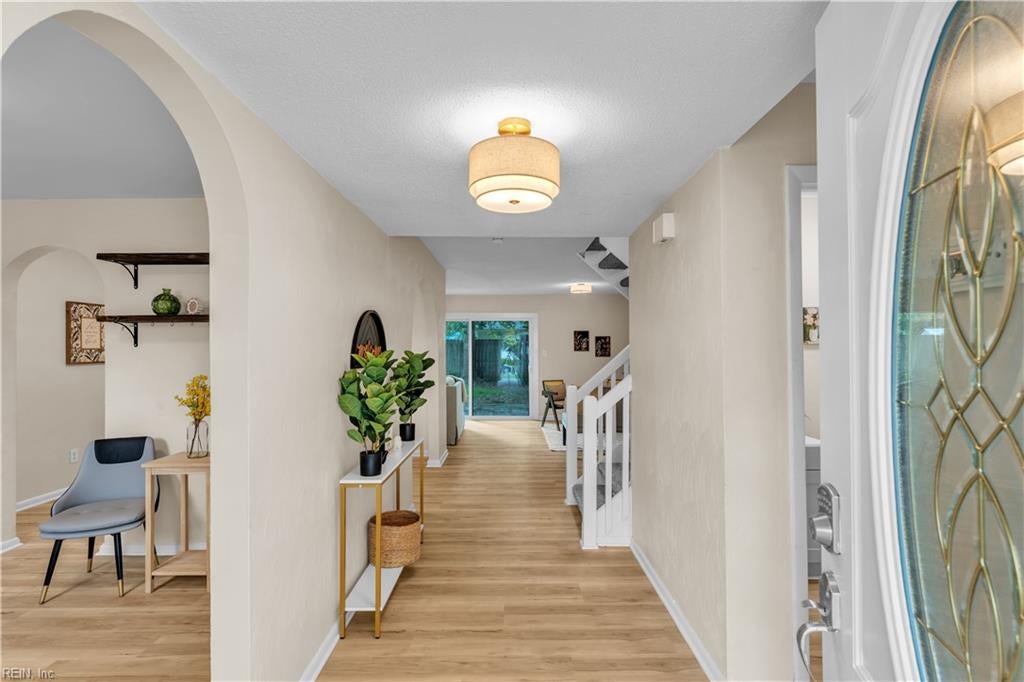 3225 Barrington DR