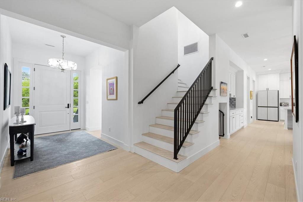 2921 Estates DR