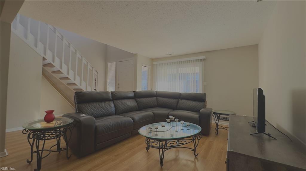 3853 Chimney Creek DR