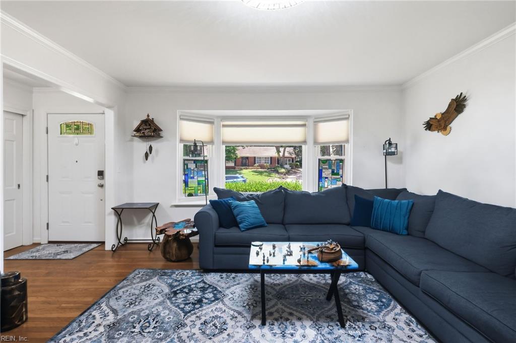 14 Everett DR