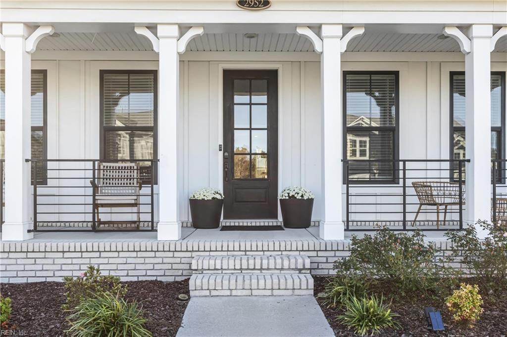 2952 Weston LOOP