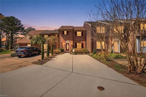 925 Poquoson CIR Virginia Beach VA 23452