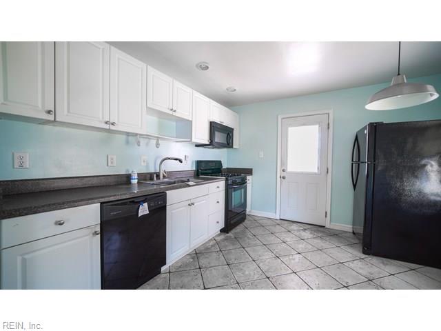1424 Myrtle AVE