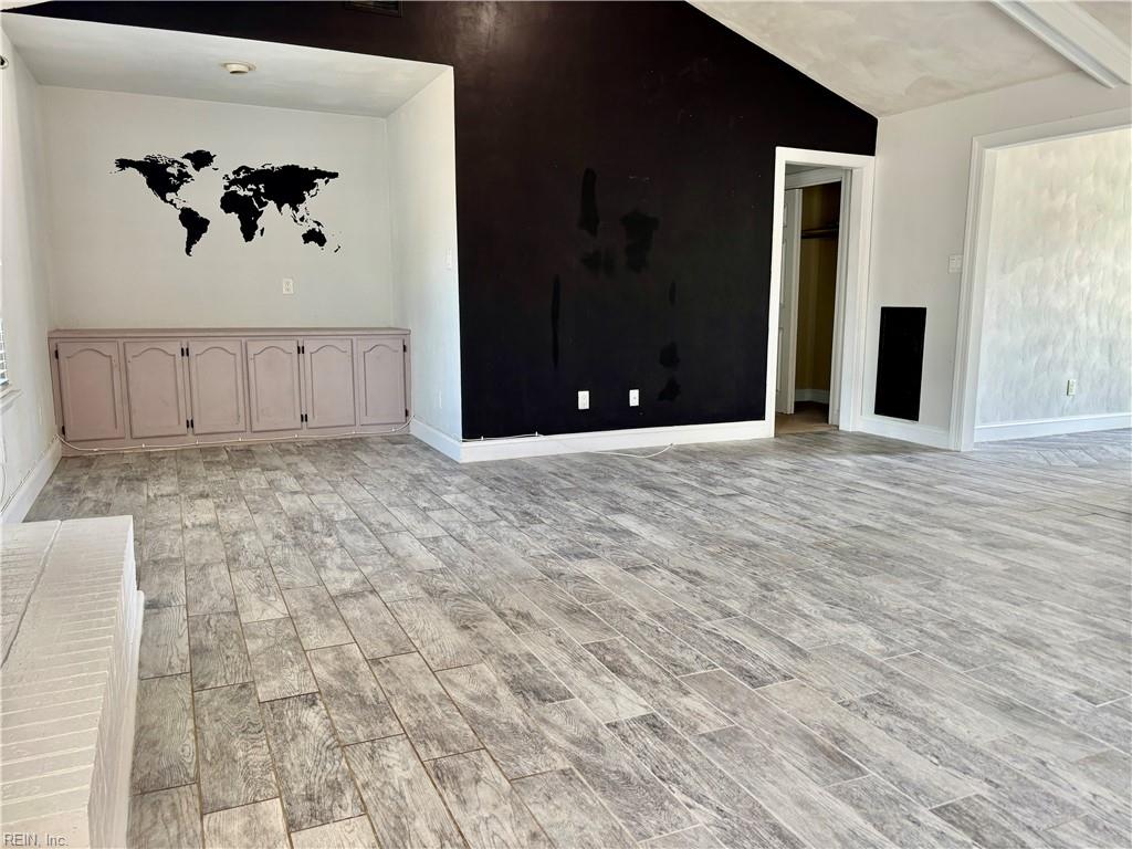 956 Calypso LN