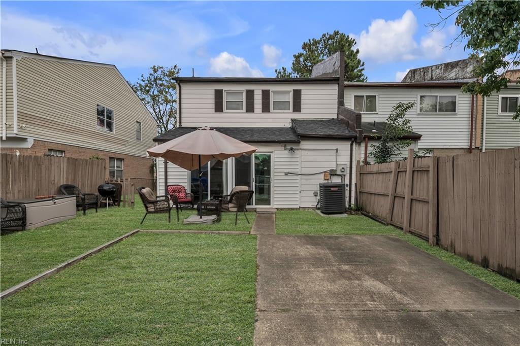 6413 Stoney PT S