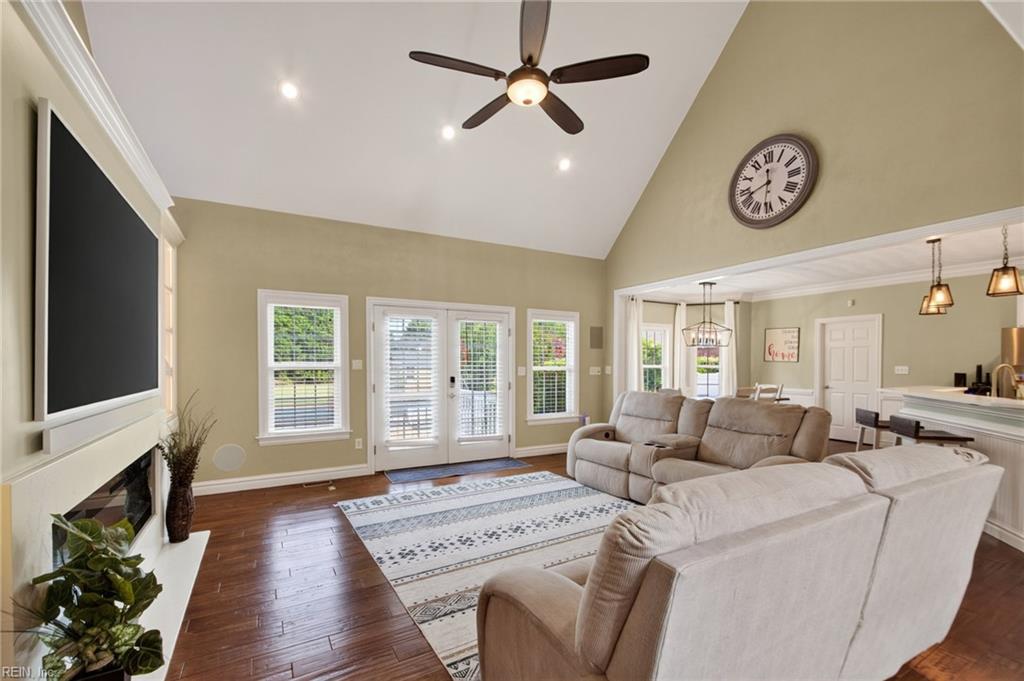 4100 Charity Farm CT
