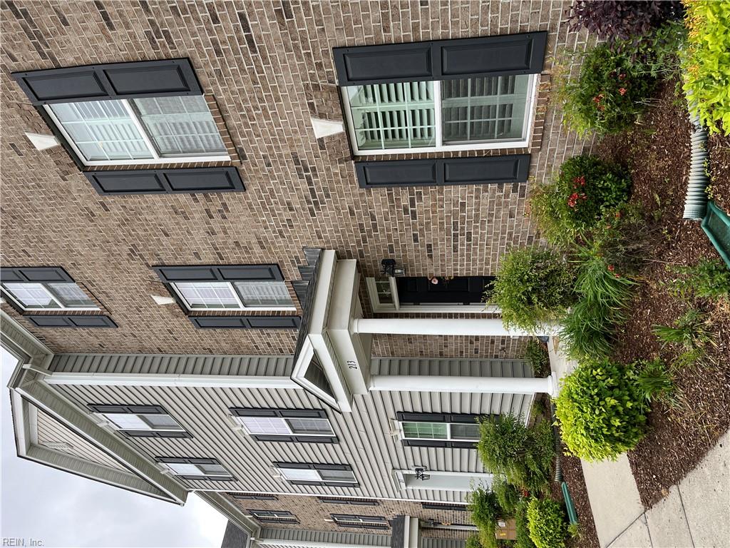 213 Feldspar ST