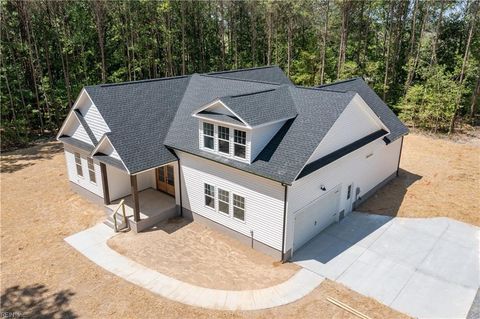 19 Grove AVE Suffolk VA 23434