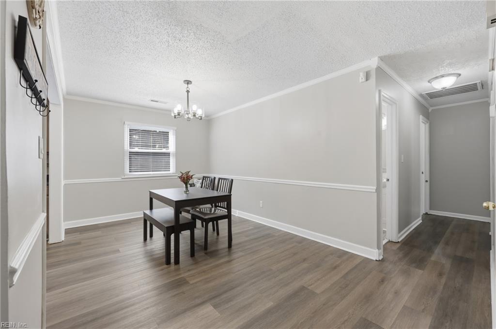 1217 Berwyn RD