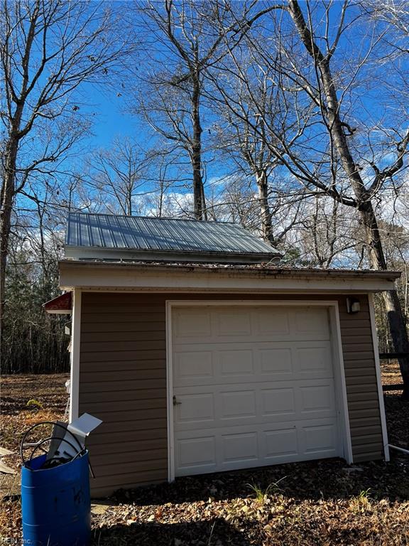 1832 Munden Point RD