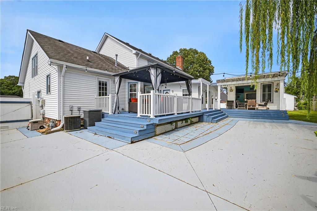 1608 Willimantic CT