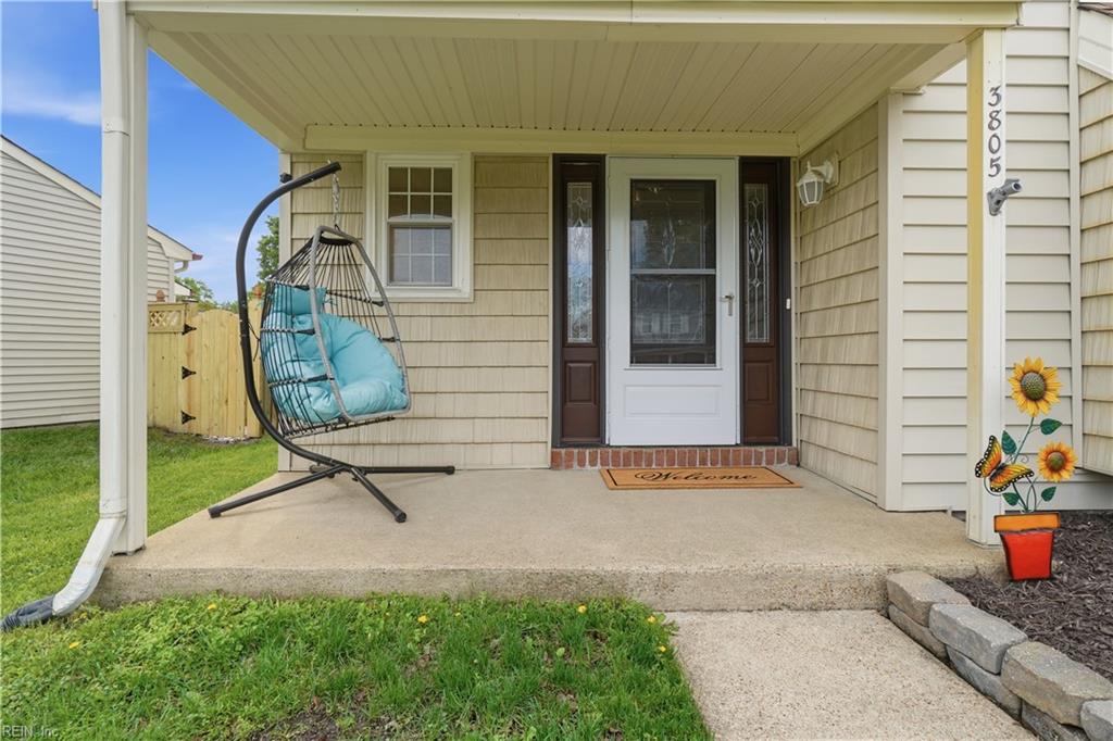 3805 Meadowbridge LN