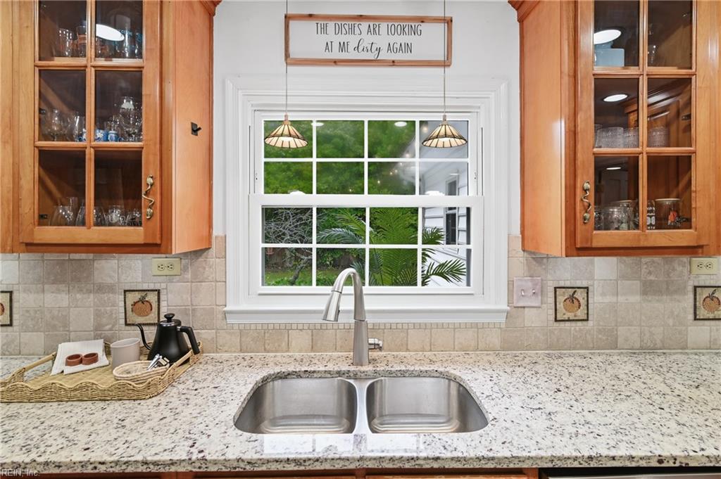 3208 Blue Ridge CT