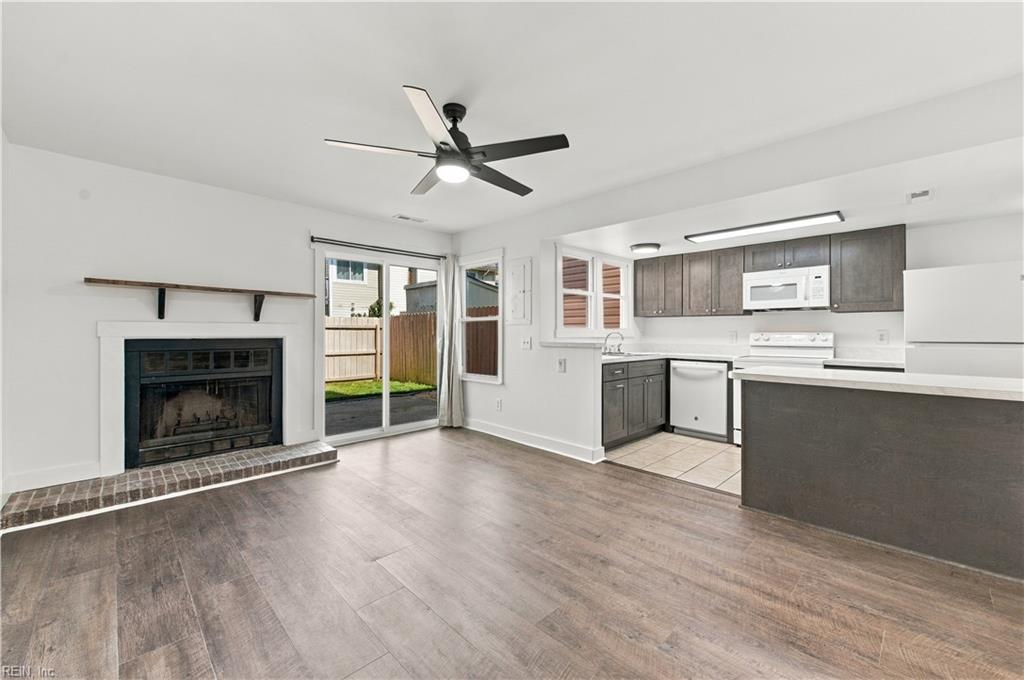 3829 Chimney Creek DR