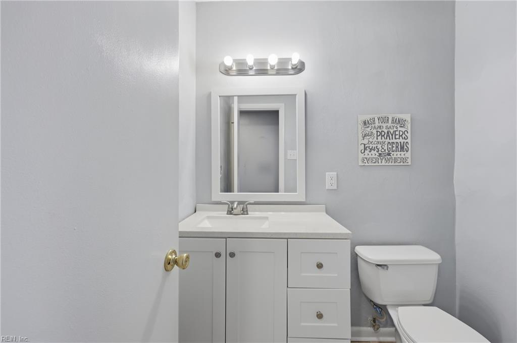 3670 Ship Chandlers WHRF