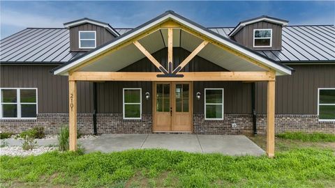 15AC Jolly Pond RD Williamsburg VA 23188