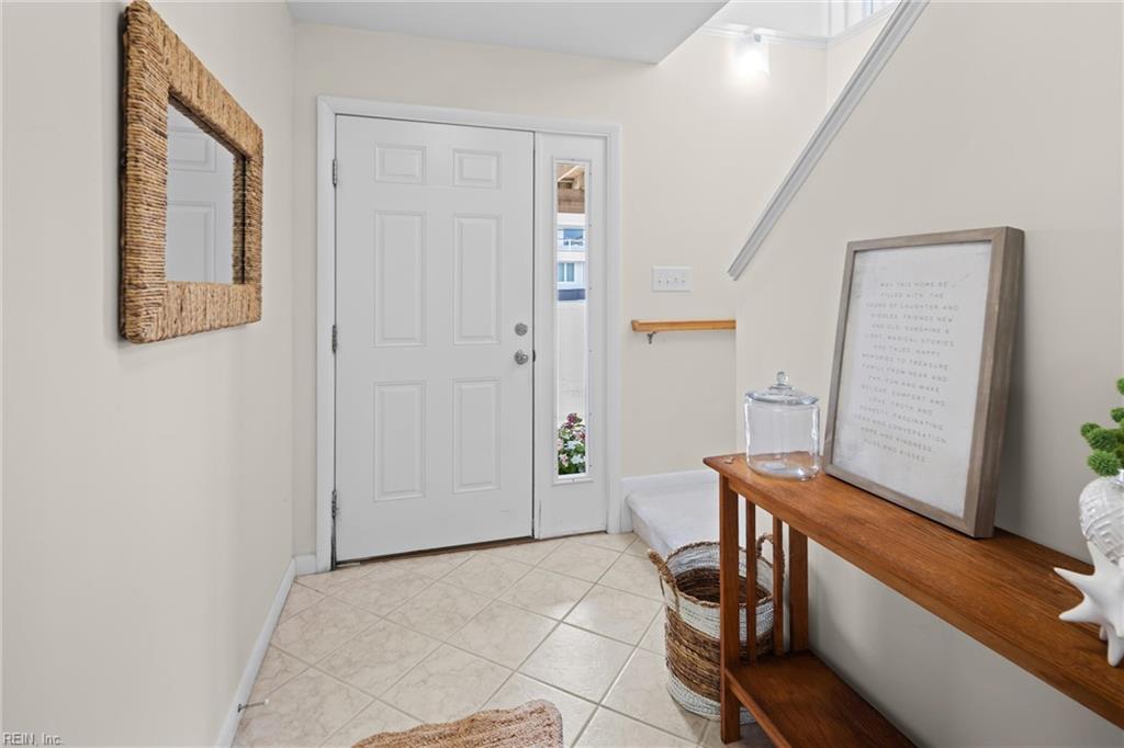2737 Sandfiddler RD