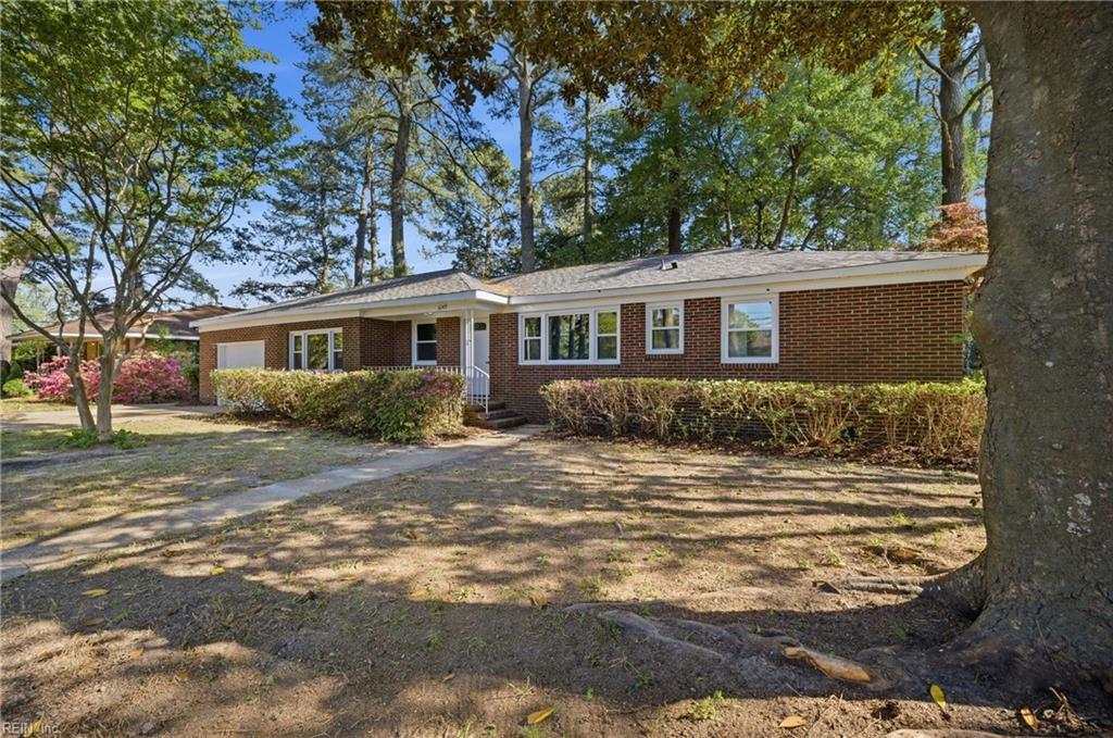 6149 Edison AVE