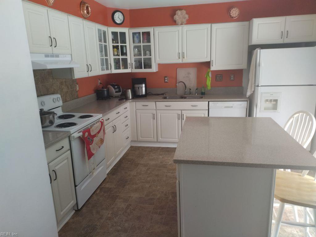 2321 Princess Anne RD