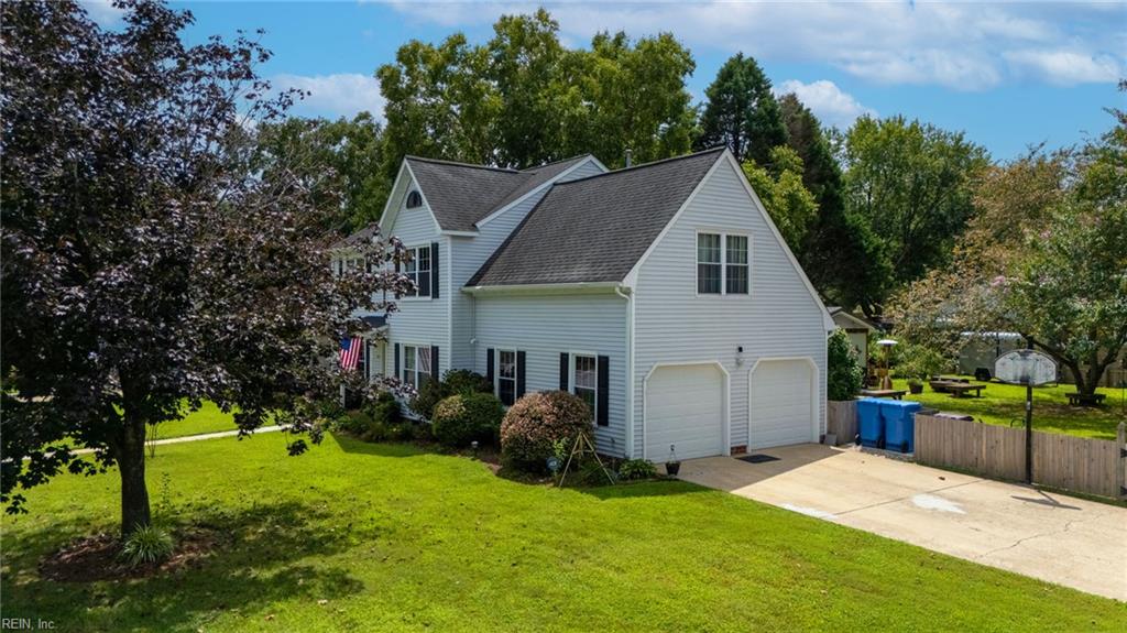 841 Woodstream WAY