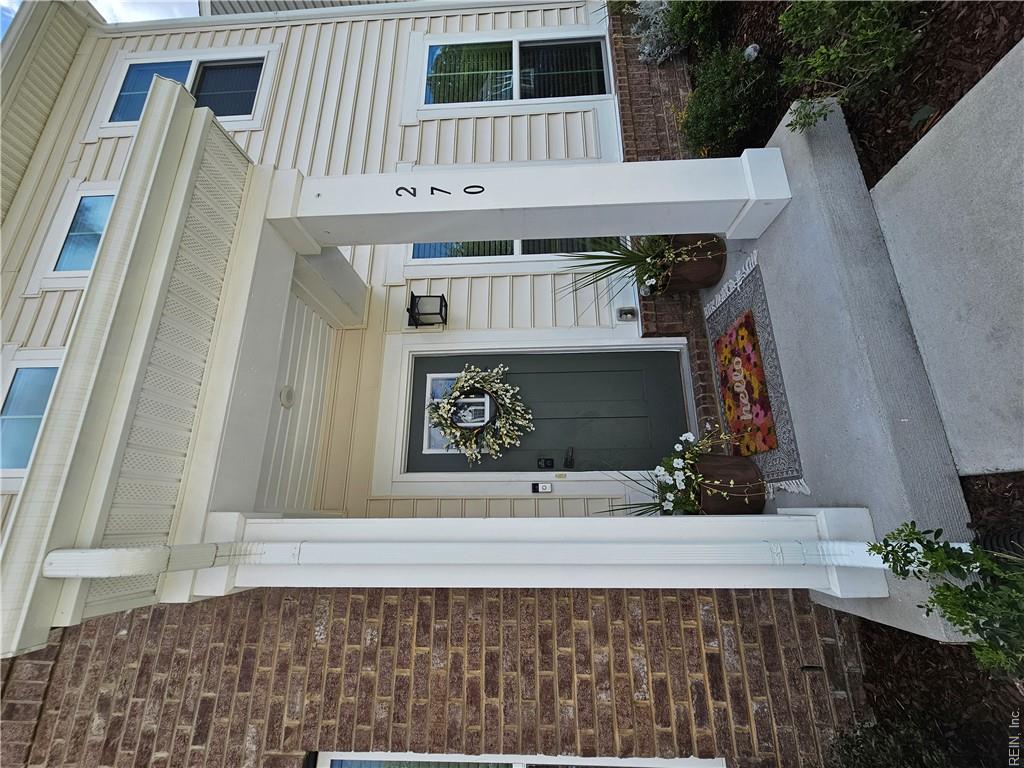 270 Independence ST
