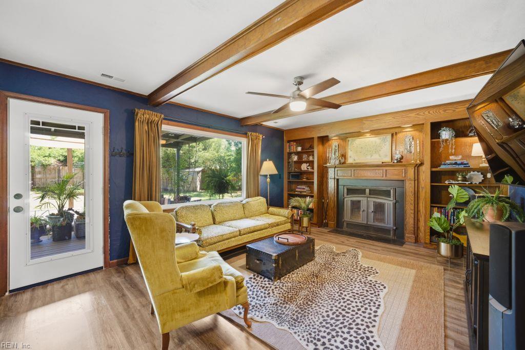 2204 Elmington CIR