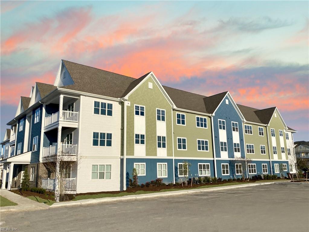 1725 Dromolin Drive #102