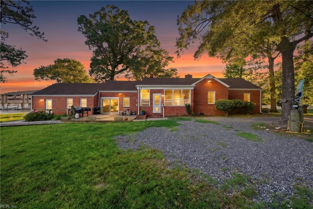 114 Pinewood RD