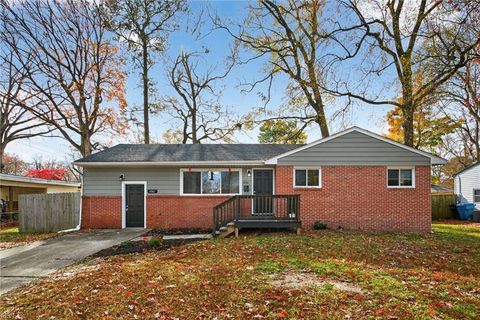 4945 Erskine ST Virginia Beach VA 23462