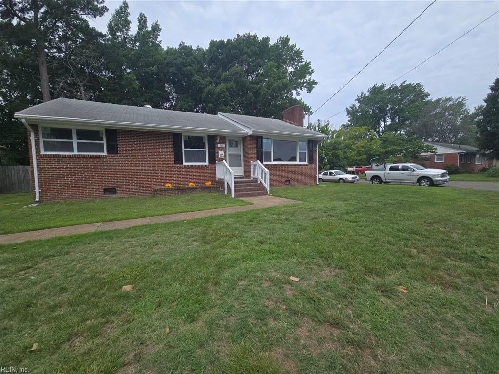 100 Prince James DR