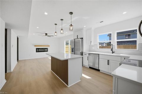 601 Rock Spring Ct Virginia Beach VA 23462