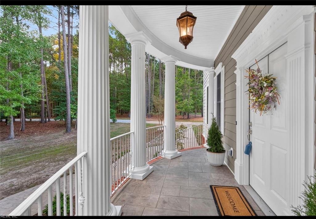 411 Lawnes Neck DR