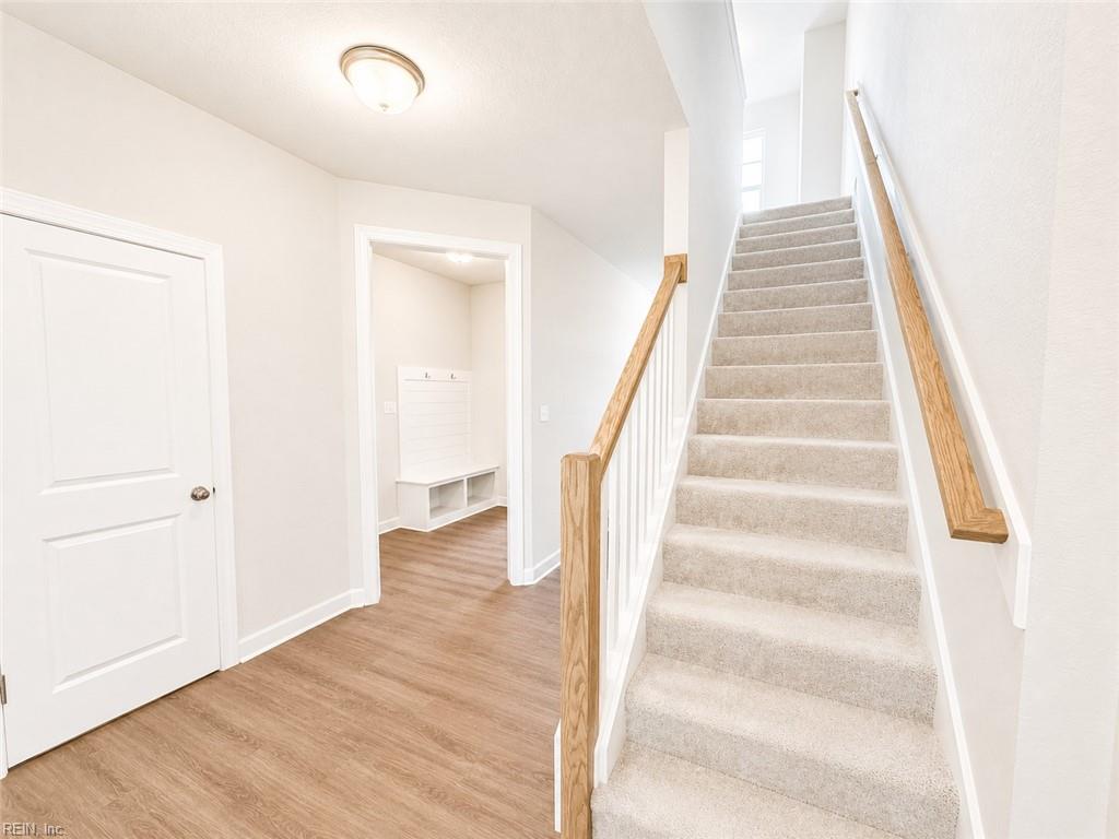 23 Mulligan LN