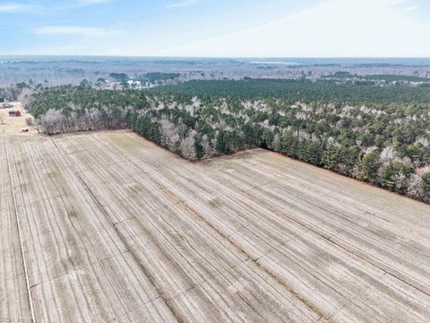 556 B Gallbush RD Chesapeake VA 23322