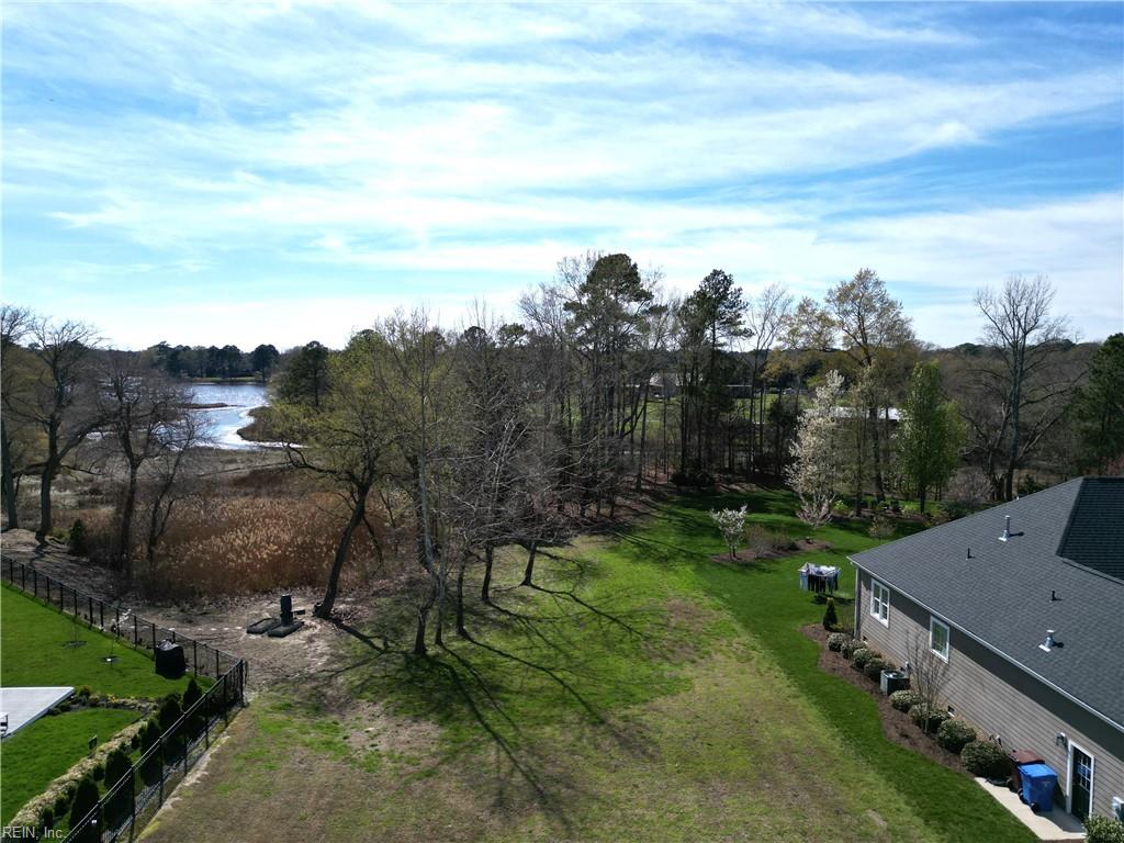 2832 Martins Point Way