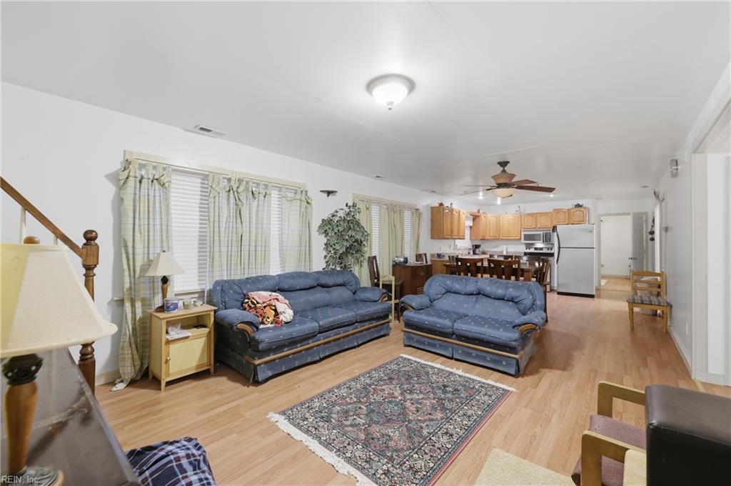 310 Coral Lane