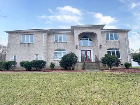 801 Dasa Leo CT Virginia Beach VA 23456