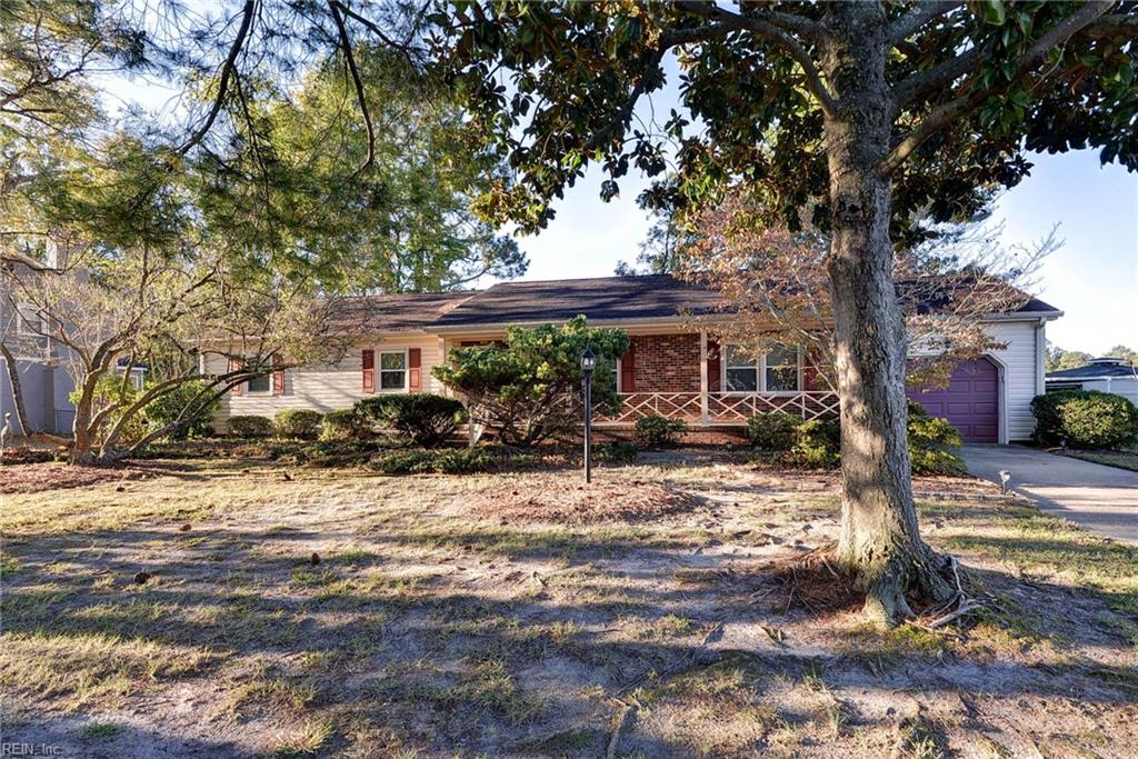 4 Hamilton CIR
